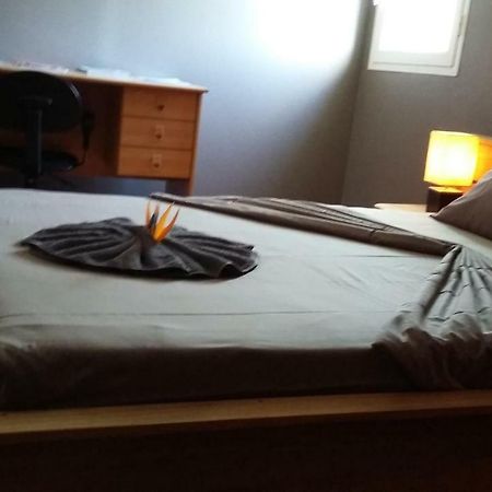 Bed and Breakfast Le Colibri Le Dix-Septieme Exterior foto