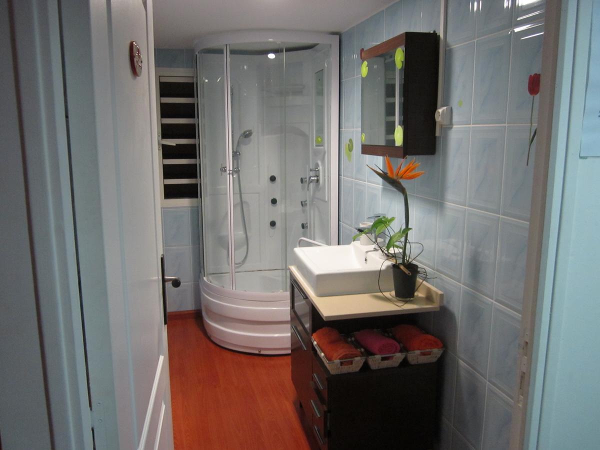 Bed and Breakfast Le Colibri Le Dix-Septieme Exterior foto