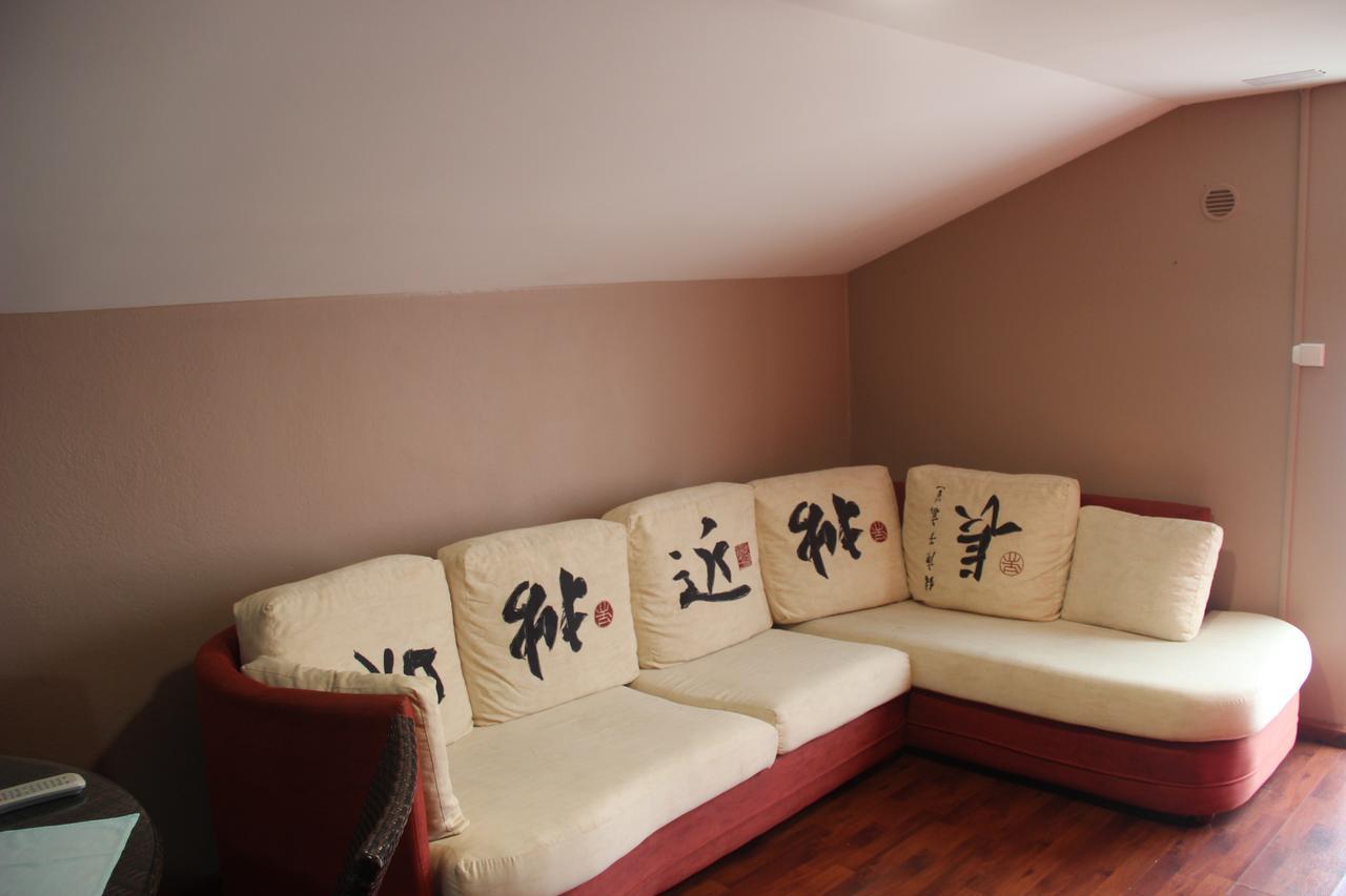 Bed and Breakfast Le Colibri Le Dix-Septieme Exterior foto